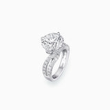 18K White Gold Round Brilliant Diamond Ring