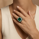 18K White Gold Emerald & Diamond Ring