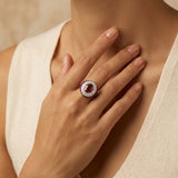 18K 白金和玫瑰金红宝石和钻石戒指