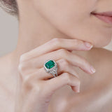 18K White Gold Emerald & Diamond Ring