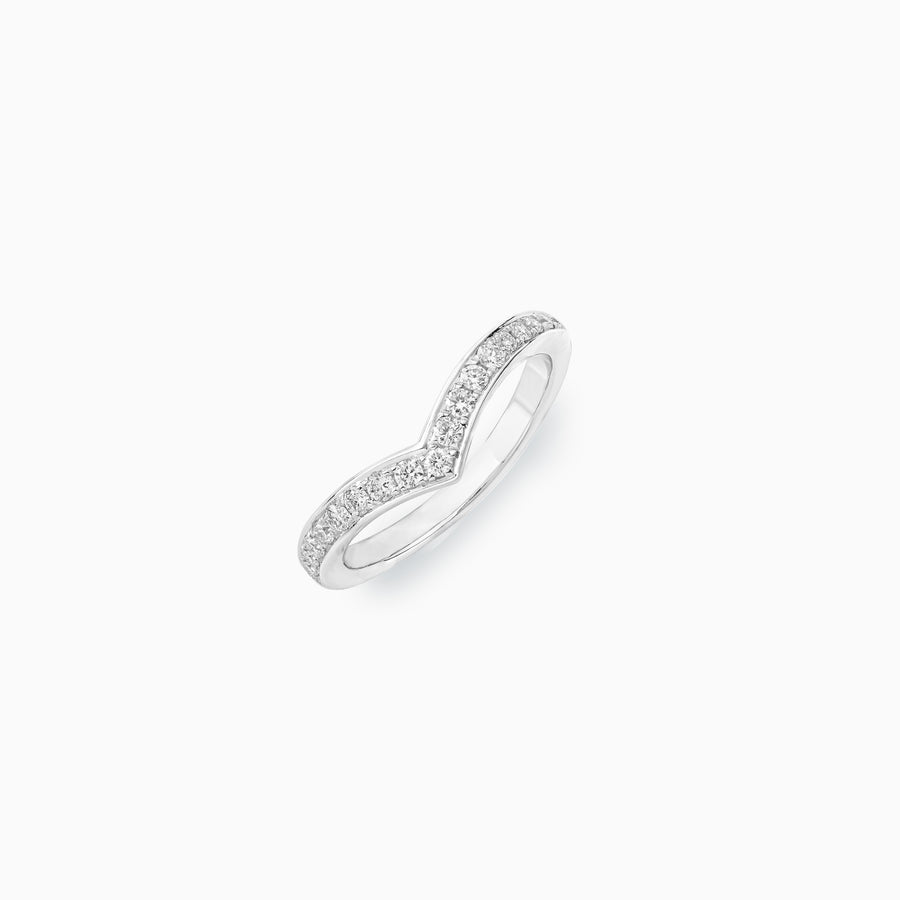 18K White Gold Diamond Ring