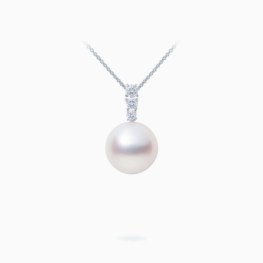 18K White Gold South Sea Pearl Diamond Pendant
