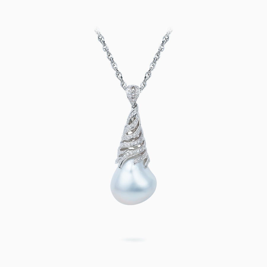 18K White Gold South Sea Pearl Diamond Pendant